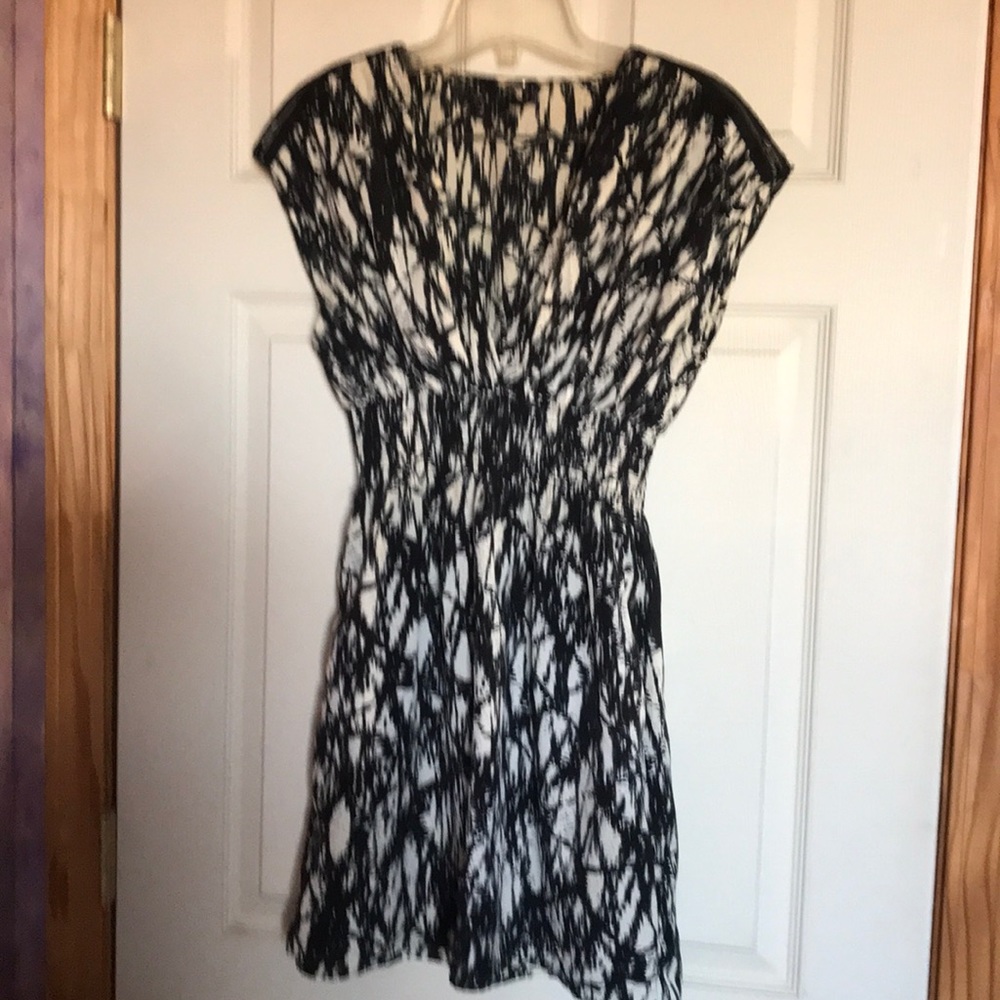 Short dress